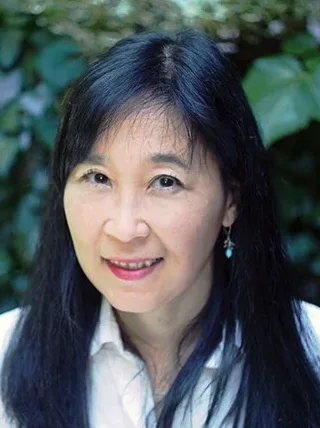 Portrait of Melissa Iwai